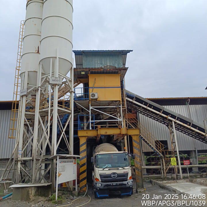 Maintenance Batching Plant dan Silo Semen